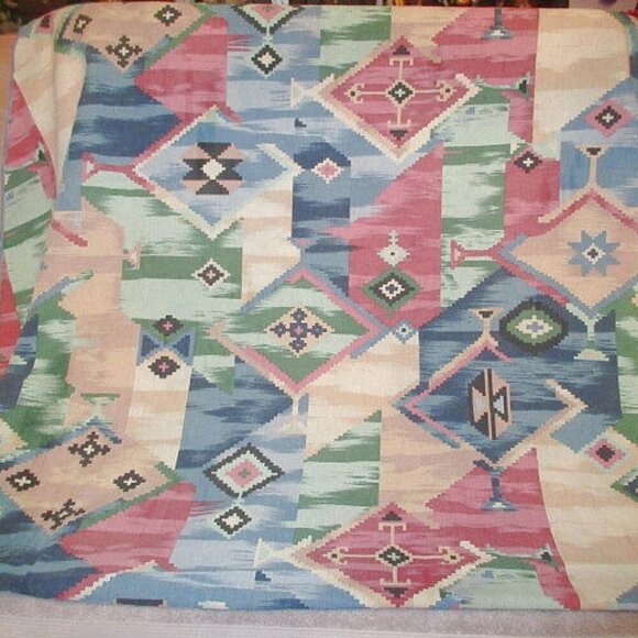 90s Vintage SOUTHWESTERN Patchwork TABLECLOTH Aztec OVAL 59" X 77.5" Western - Picture 1 of 7